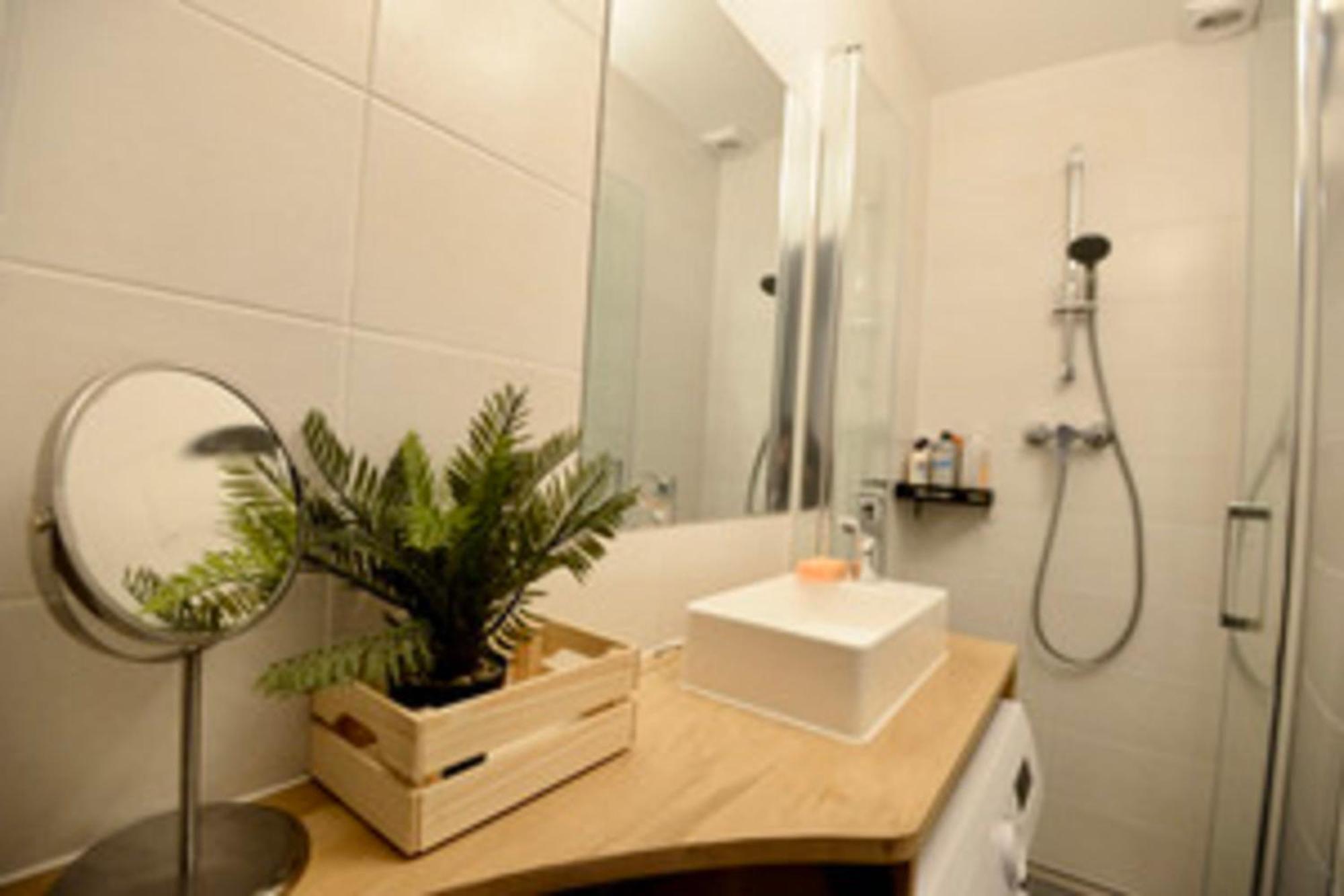 Appartamento 25m With Wifi In Parigi